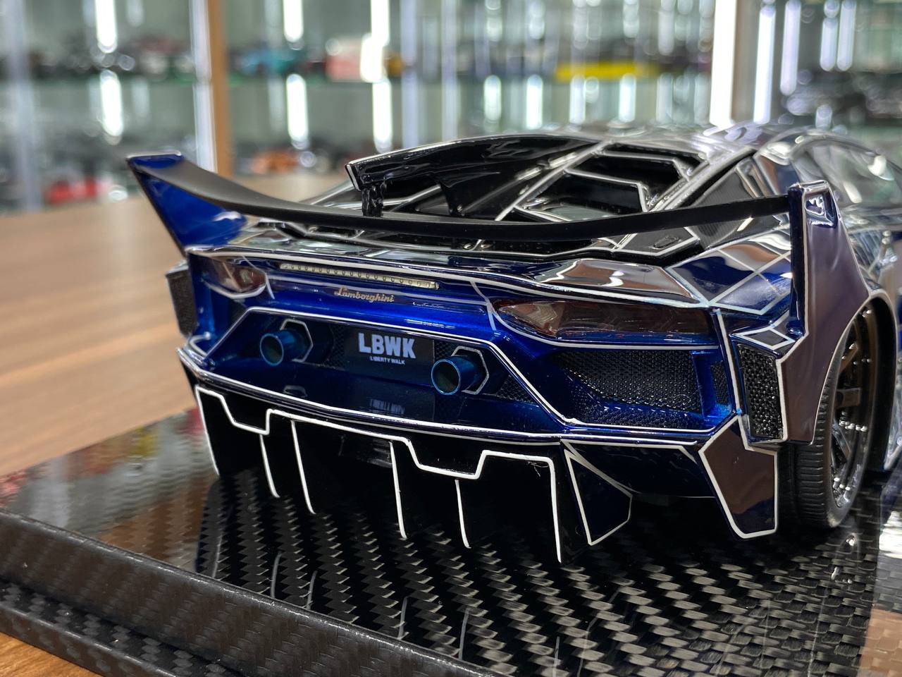 🚨1:18 Resin Model Lamborghini Aventador GT EVO LBWK – Blue Elephant Pattern | VIP Models (Limited 30 pcs – Dubai Collectors)