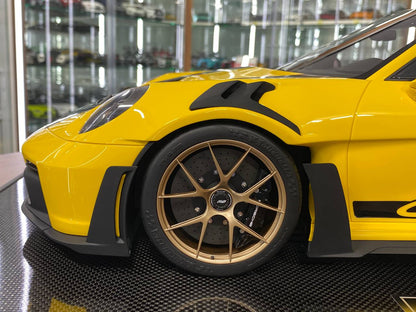 1/8 Resin Model Dino Models Porsche 911 GT3 RS – Yellow/Black Rim Limited 20 pcs