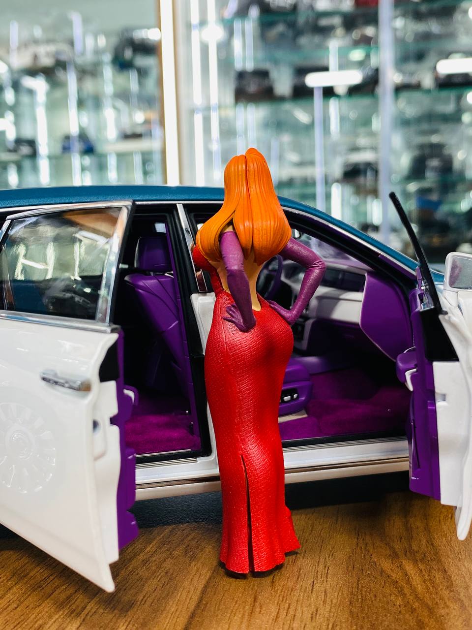 Jessica Rabbit Figure Base 1/18 Scale Figure (Hand Made / Painted) Jessica Rabbit – dturman.com