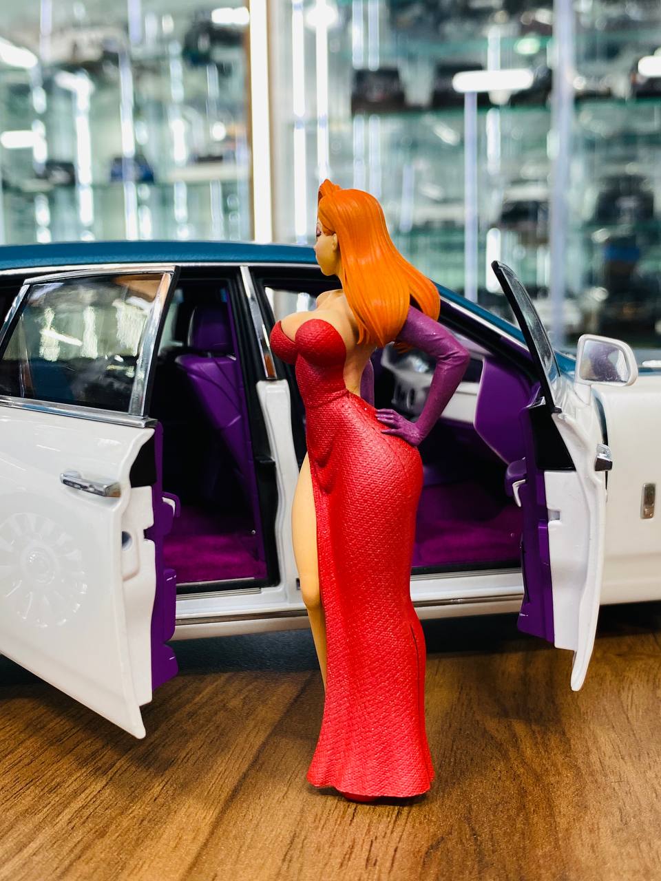 Jessica Rabbit Figure Base 1/18 Scale Figure (Hand Made / Painted) Jessica Rabbit – dturman.com
