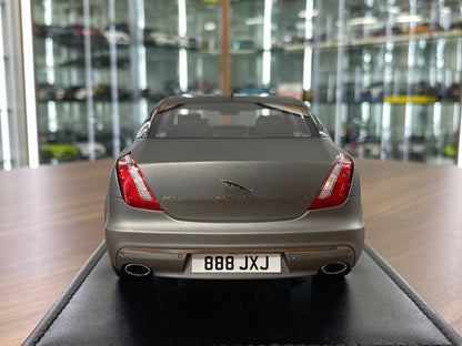 🚨Jaguar XJL 1:18 Resin Model – Matt Grey | Motorhelix (Limited 66 pcs – Dubai Collectors)