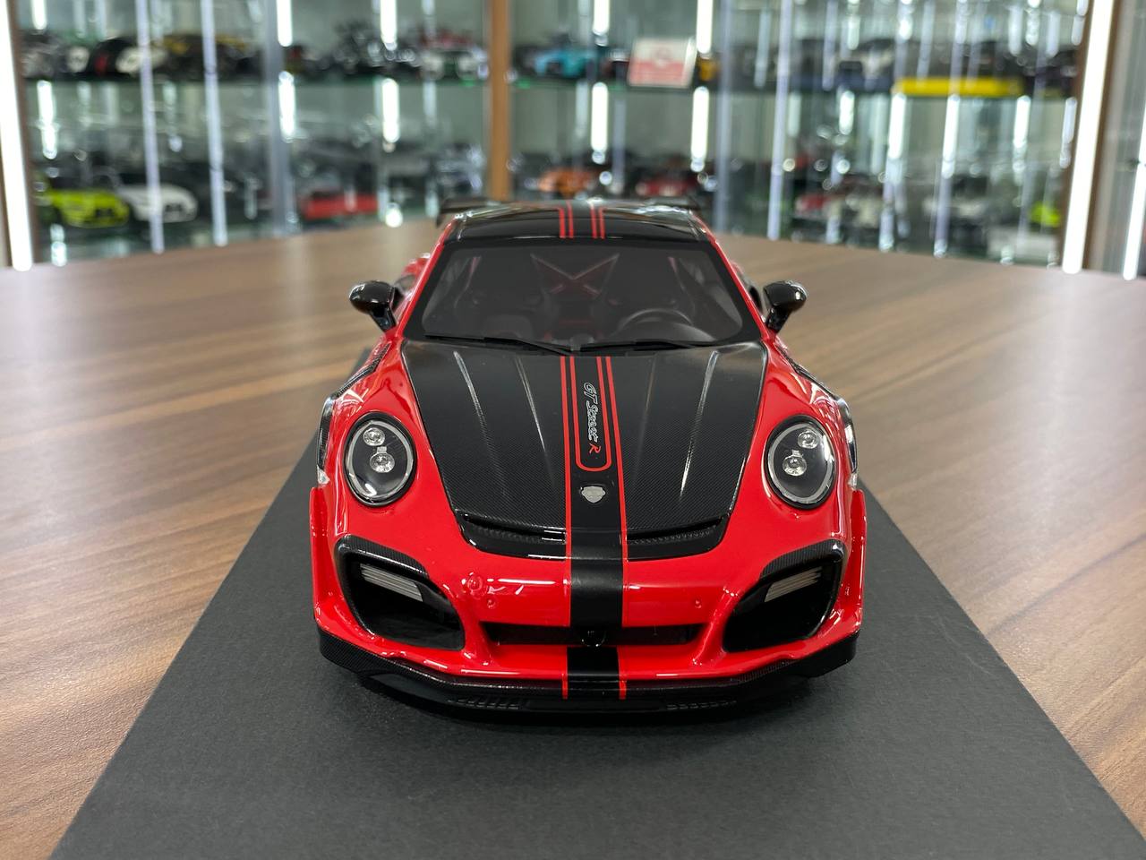 🚨Porsche GT Street R TechArt 1:18 Resin Model – Red | AutoBarn (Limited Edition – Dubai Collectors)
