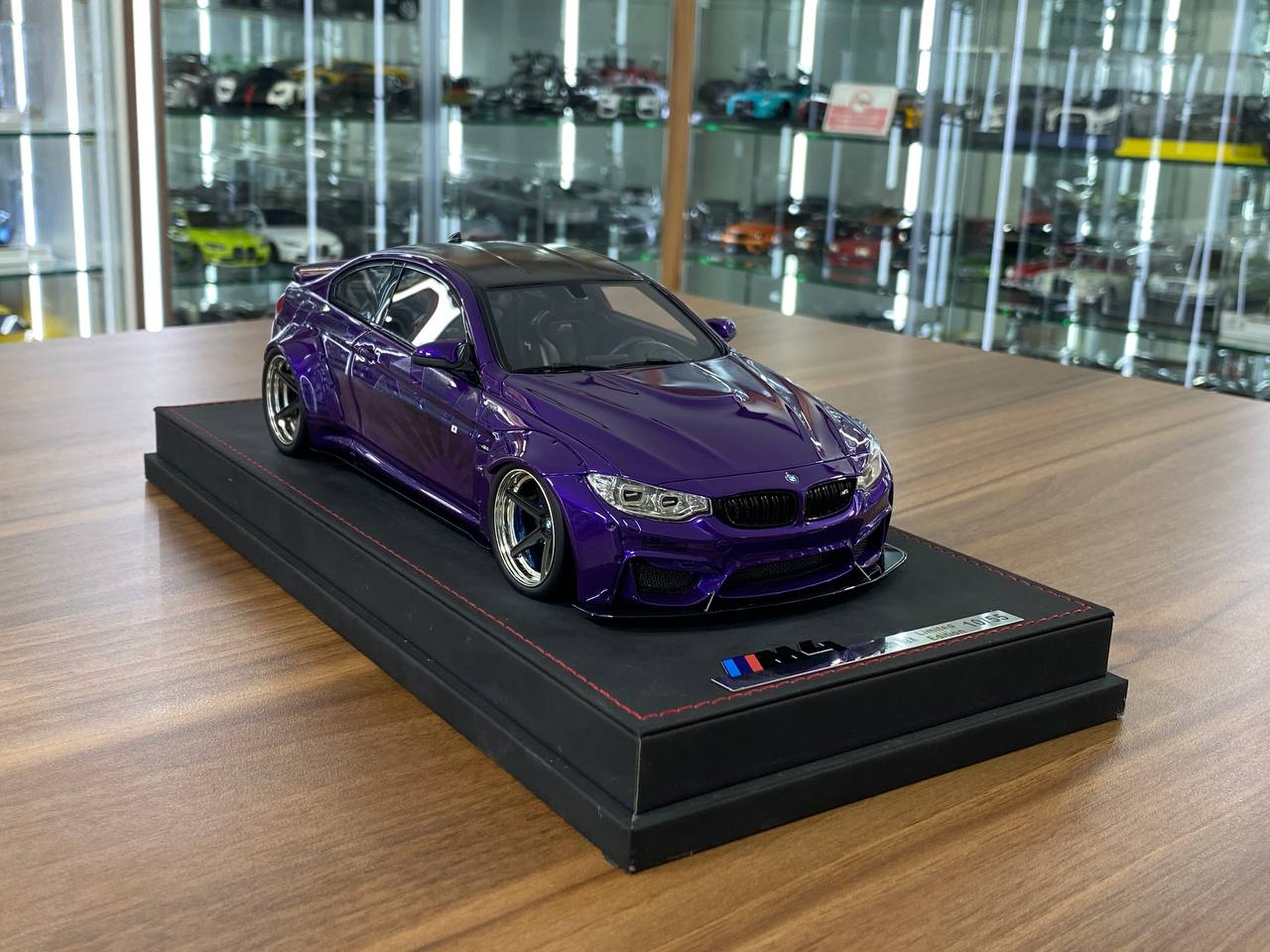 🚨1:18 Resin Model BMW M4 Liberty Walk by Auotbarn – Purple limited 55 pcs