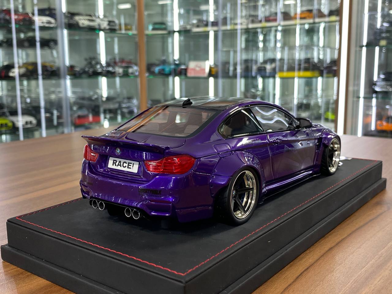 🚨1:18 Resin Model BMW M4 Liberty Walk by Auotbarn – Purple limited 55 pcs