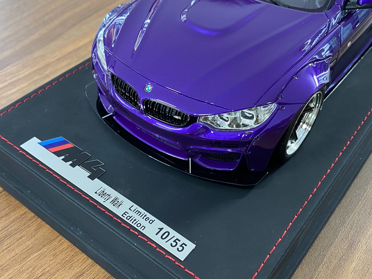 🚨1:18 Resin Model BMW M4 Liberty Walk by Auotbarn – Purple limited 55 pcs