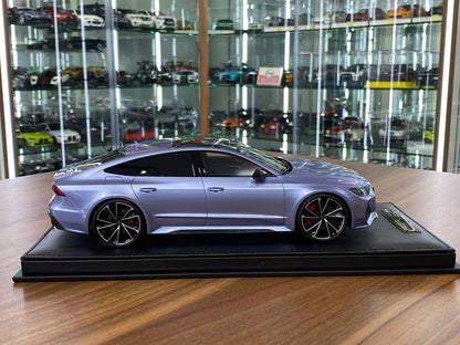 🚨1:18 Resin Model Audi RS7 Fastback by MotorHelix  – Silver Blue Limited Edition