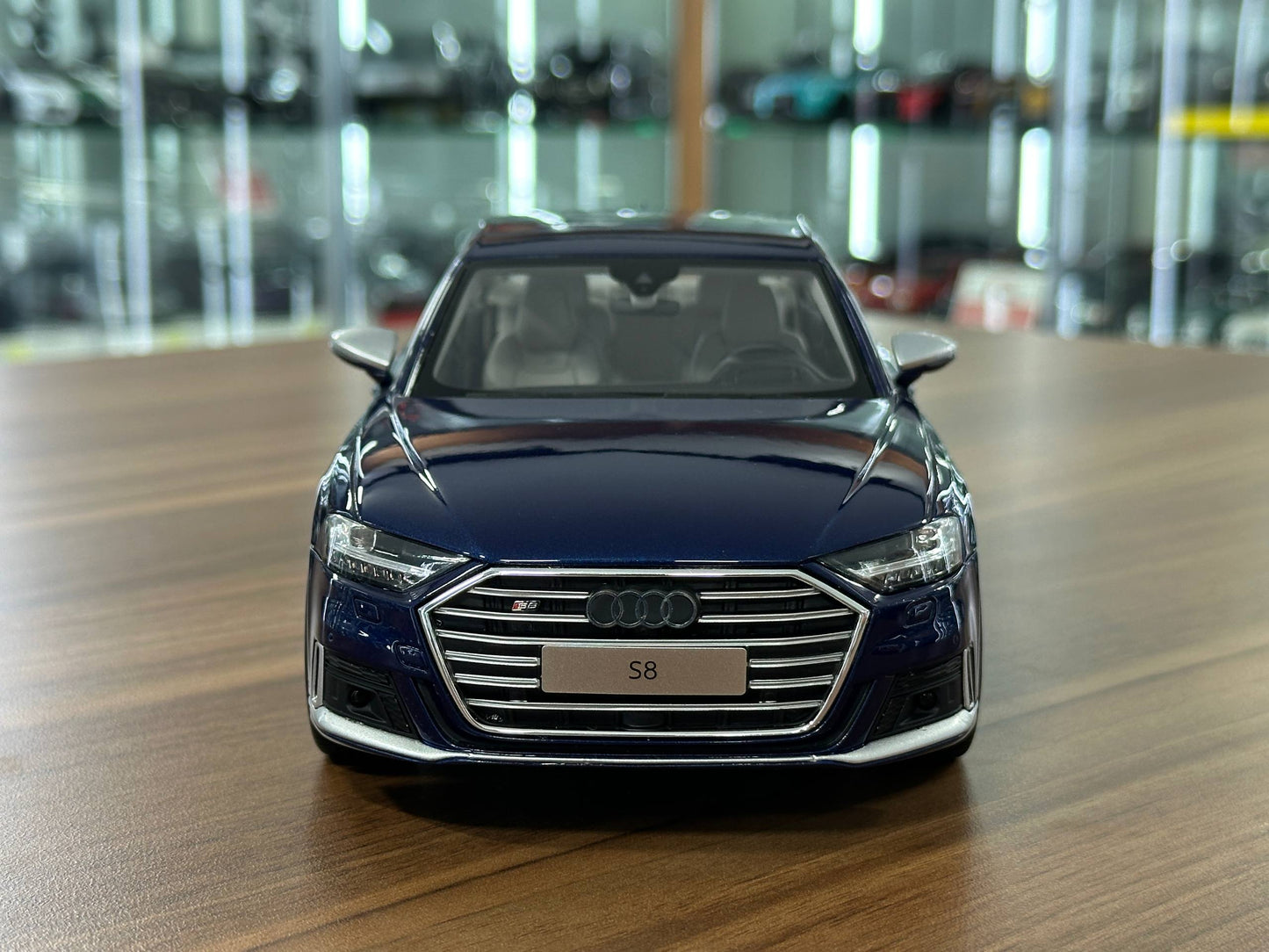 Audi S8 (2020) – GT Spirit (Navarra Blue, 1/18 Resin, Limited 999 pcs)