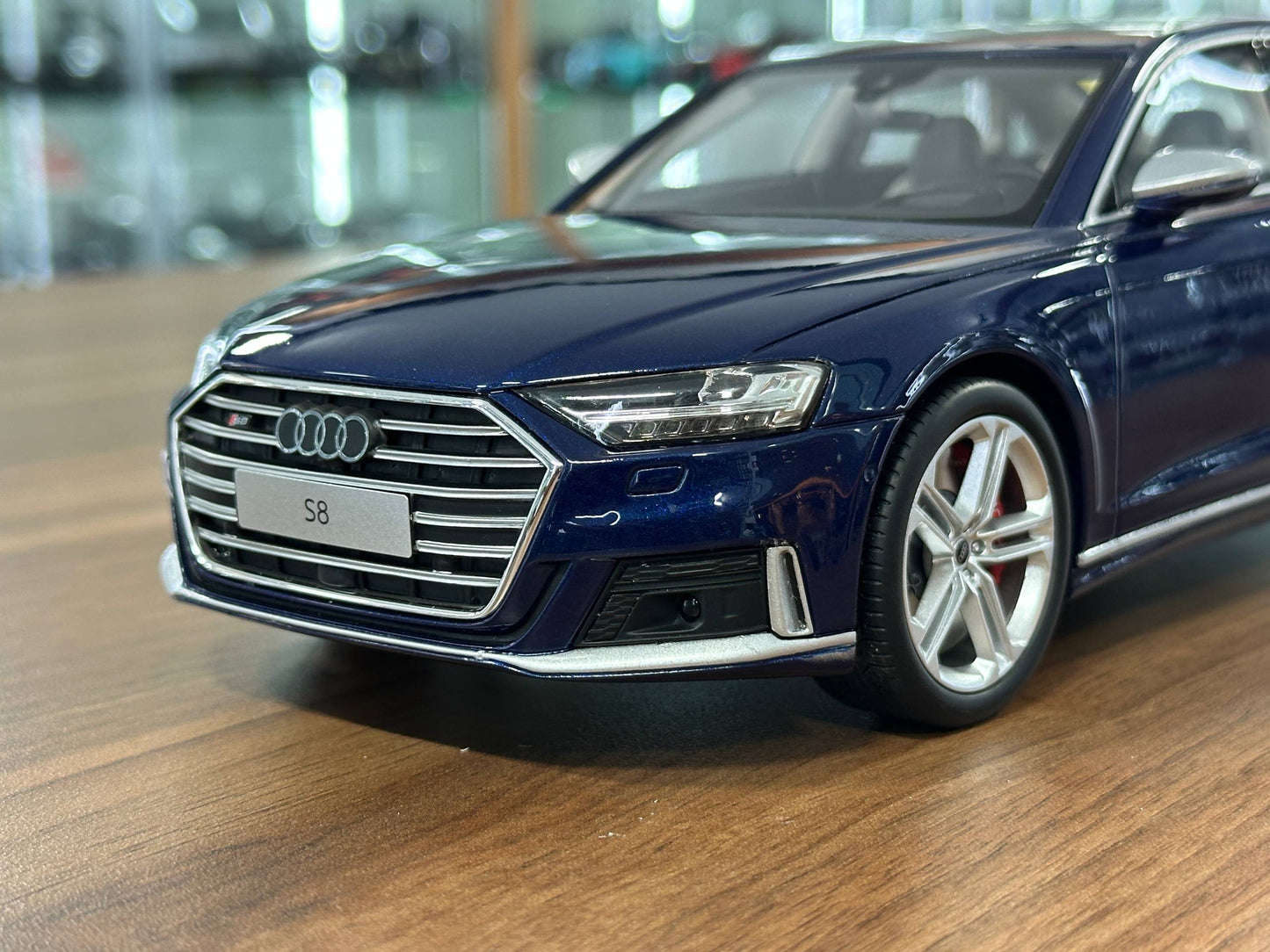 Audi S8 (2020) – GT Spirit (Navarra Blue, 1/18 Resin, Limited 999 pcs)