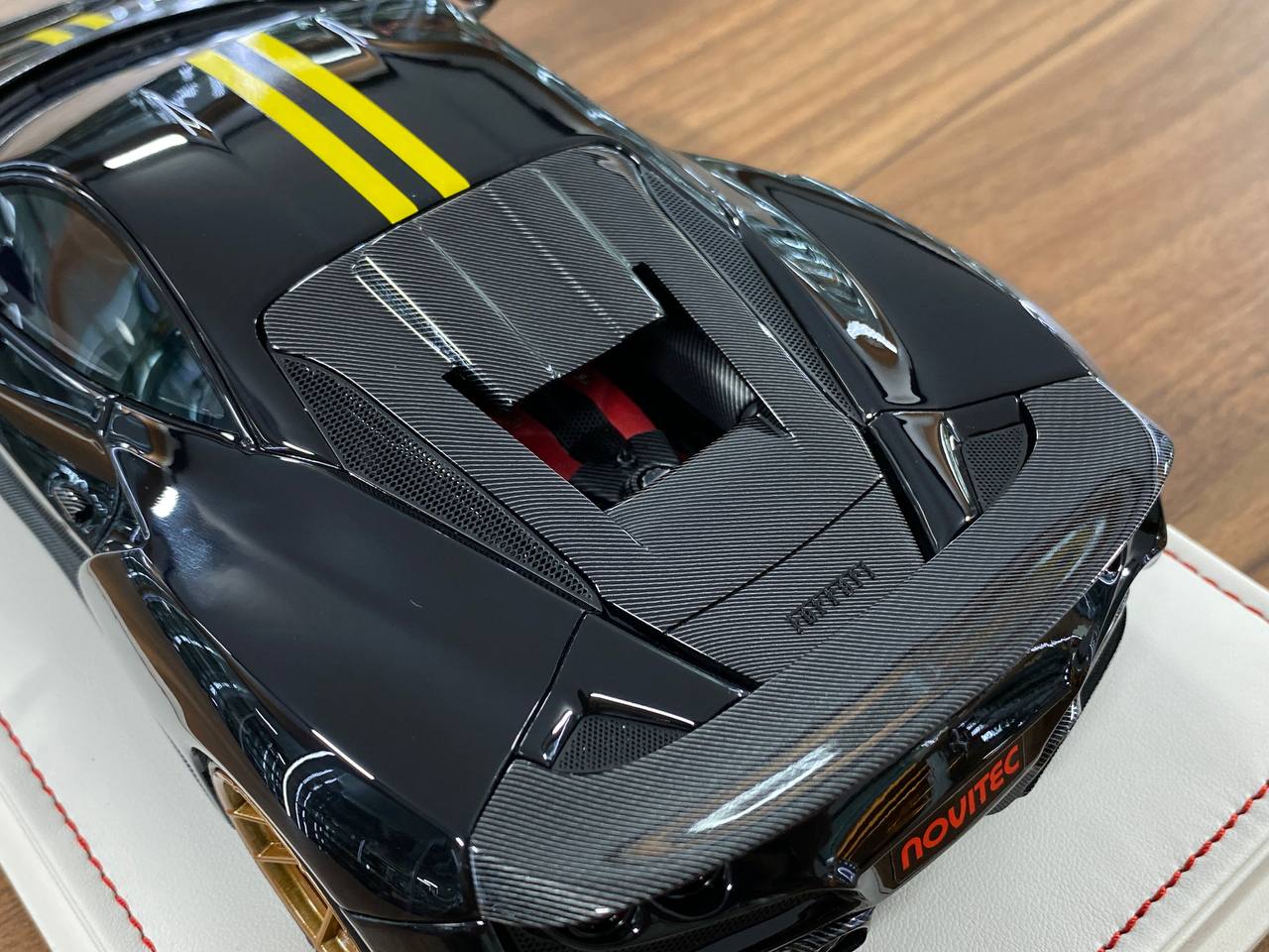 🚨1:18 Resin Model IVY Merit Models Ferrari F8 N-Largo Novitec – Metallic Black/Yellow Stripe Ltd 99 pcs
