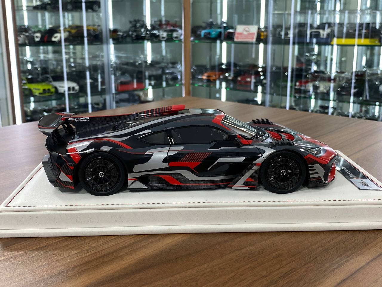 🚨1:18 Resin Model IVY Models Mercedes Benz AMG ONE – Red Black Blocky Ltd 66 pcs