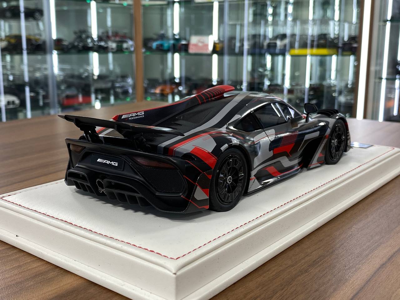 🚨1:18 Resin Model IVY Models Mercedes Benz AMG ONE – Red Black Blocky Ltd 66 pcs