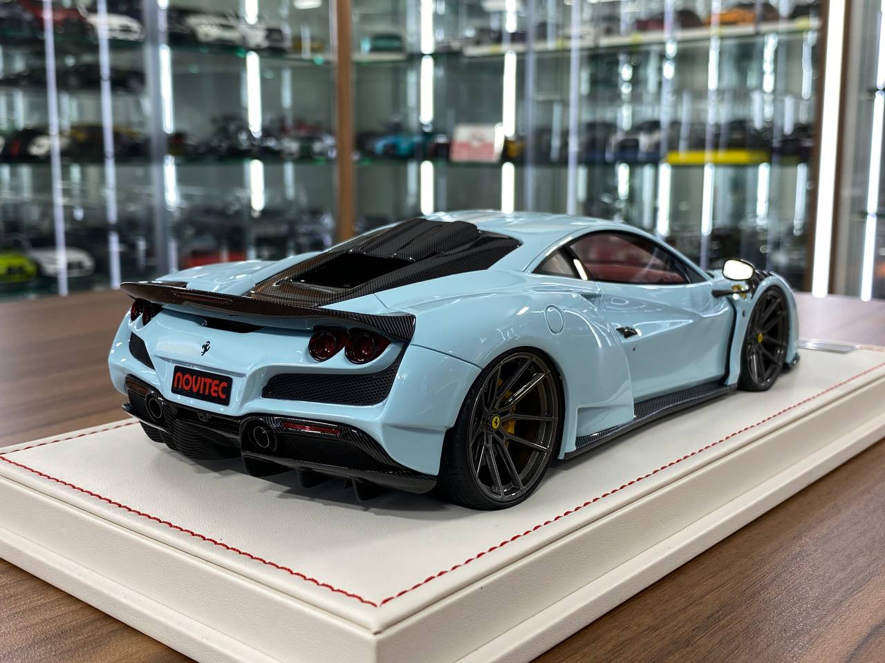 🚨1:18 Resin Model IVY Merit Models Ferrari F8 N-Largo Novitec – Baby Blue / White Stripes (Limited 99 pcs)