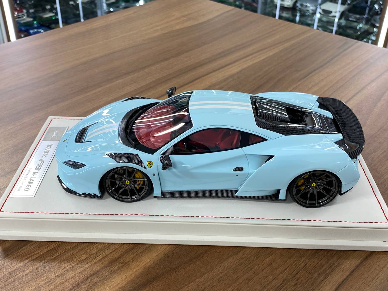 🚨1:18 Resin Model IVY Merit Models Ferrari F8 N-Largo Novitec – Baby Blue / White Stripes (Limited 99 pcs)