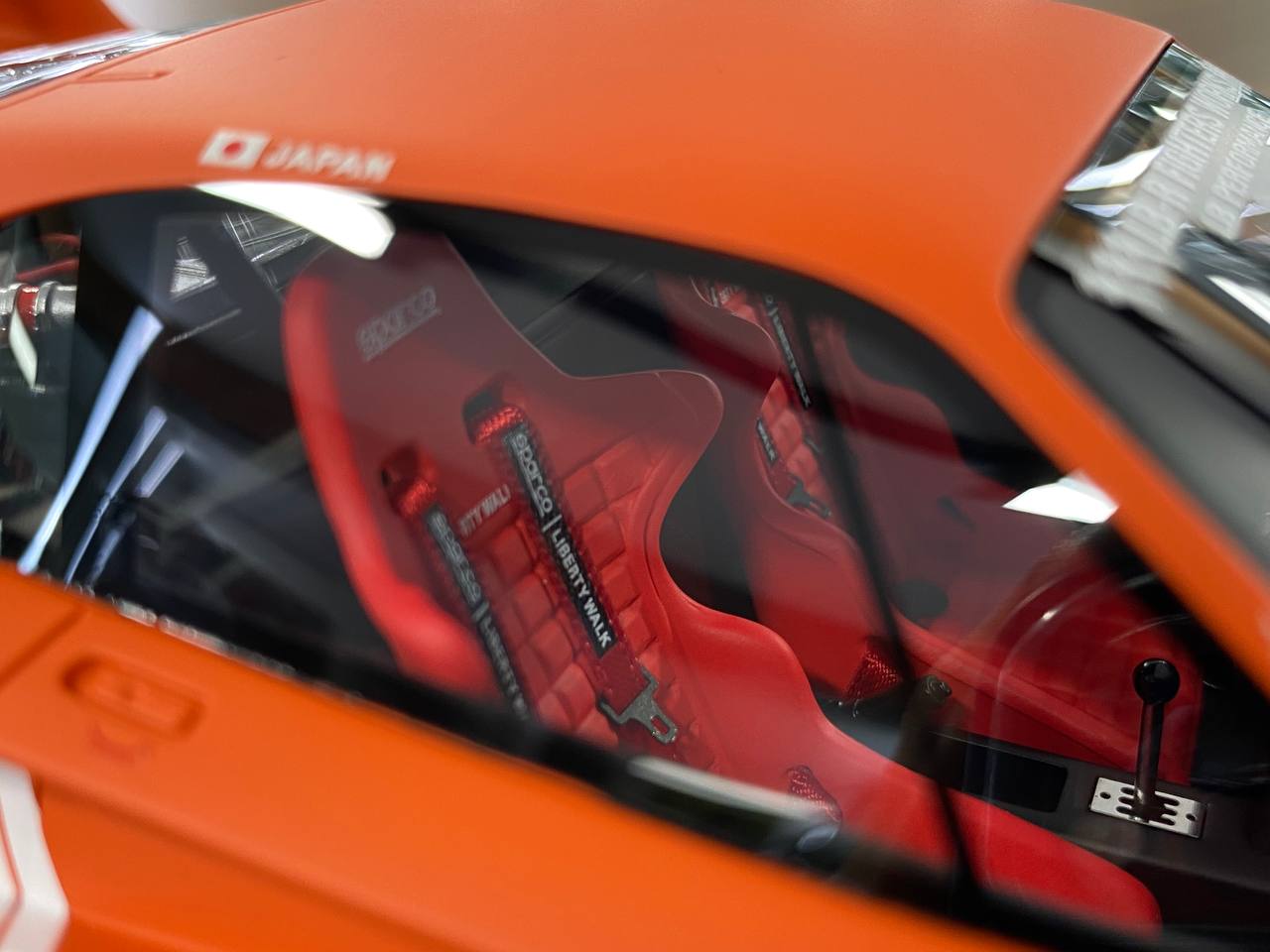 🚨1:18 Resin Model IVY Merit Models Ferrari F40 LB Works – Fighter Orange (Limited 88 pcs)