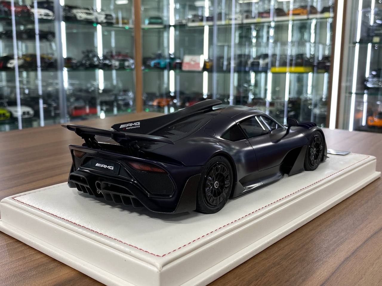🚨1:18 Resin Model IVY Models Mercedes Benz AMG ONE – Matt Purple (Limited 39 pcs)