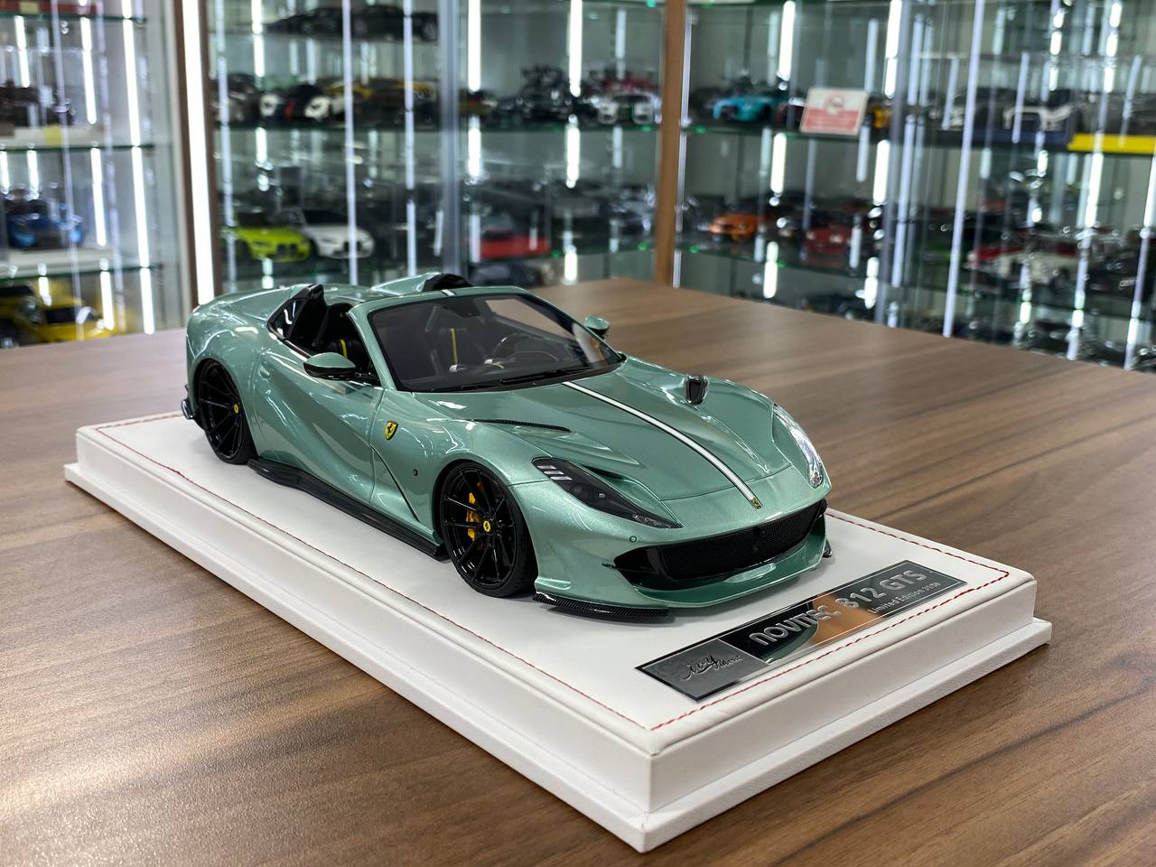 🚨1:18 Resin Model IVY Merit Models Ferrari 812 GTS – Verde Francesca / Black Interior (Limited 50 pcs)