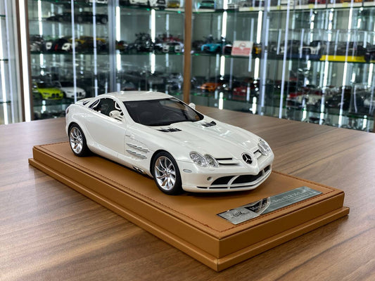 🚨1:18 Resin Model IVY Merit Models Mercedes Benz SLR McLaren – Gloss White / Silver Rim (Limited 66 pcs)