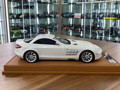 🚨1:18 Resin Model IVY Merit Models Mercedes Benz SLR McLaren – Gloss White / Silver Rim (Limited 66 pcs)