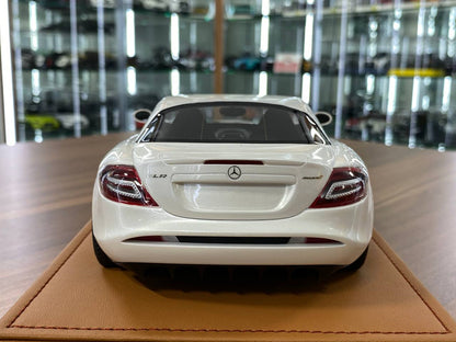 🚨1:18 Resin Model IVY Merit Models Mercedes Benz SLR McLaren – Gloss White / Silver Rim (Limited 66 pcs)