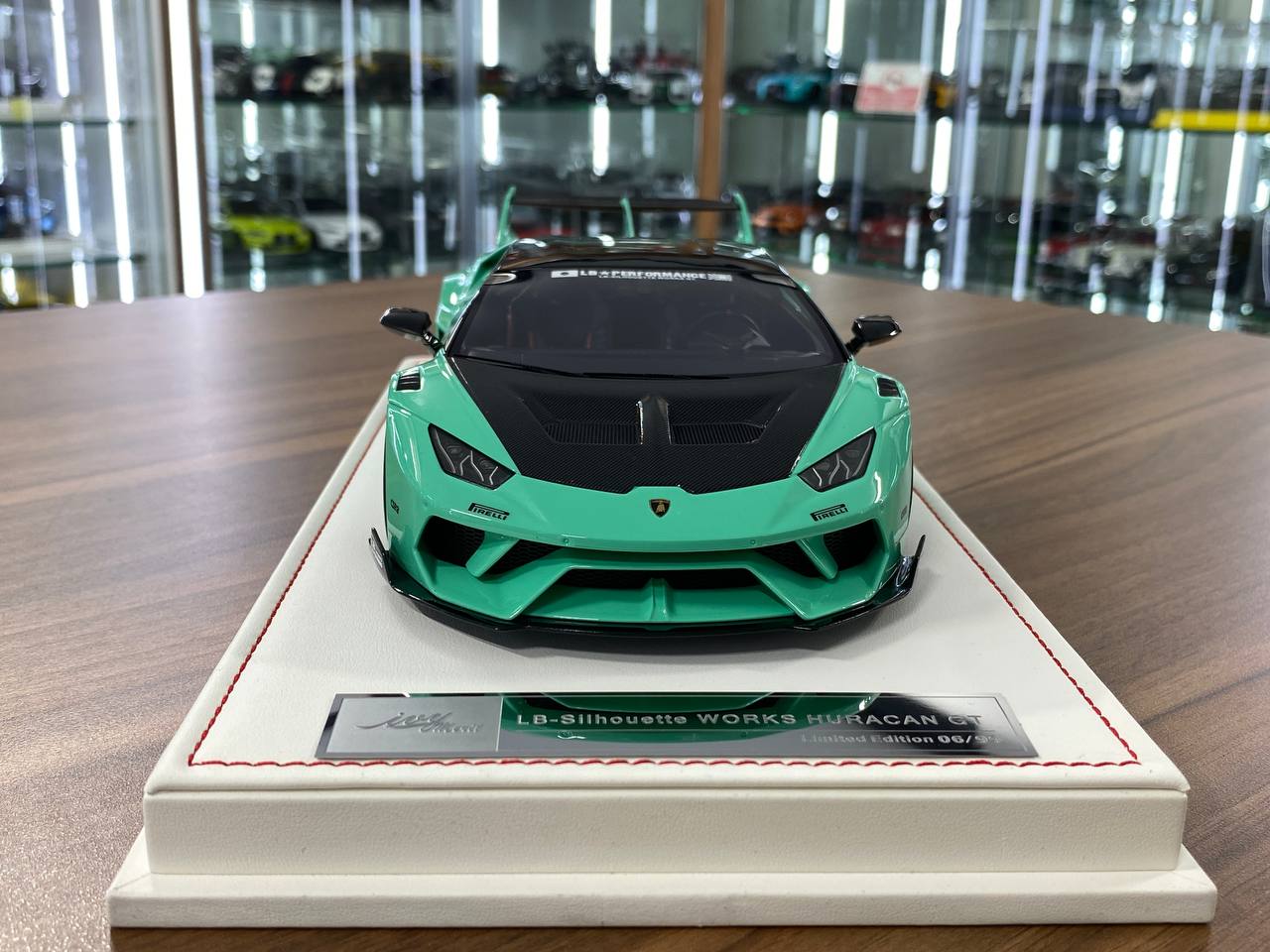 🚨Lamborghini Huracan GT LB-Works Resin Model – Tifany Blue (1:18, Limited 99 pcs)