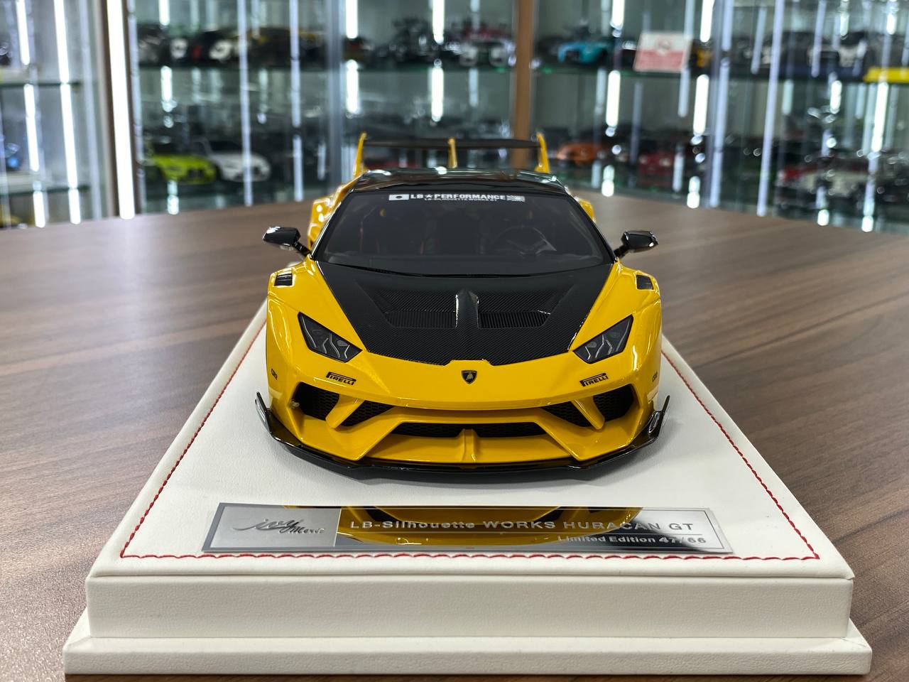 🚨Lamborghini Huracan GT LB-Works Resin Model – Yellow (1:18, Limited 66 pcs)