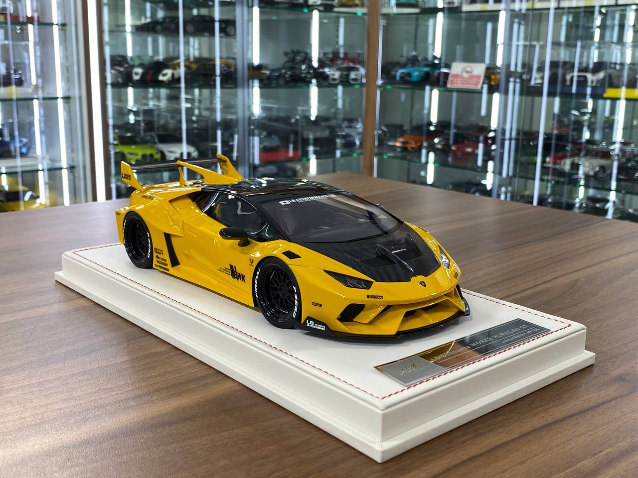 🚨Lamborghini Huracan GT LB-Works Resin Model – Yellow (1:18, Limited 66 pcs)