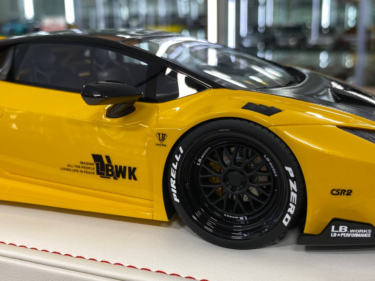 🚨Lamborghini Huracan GT LB-Works Resin Model – Yellow (1:18, Limited 66 pcs)