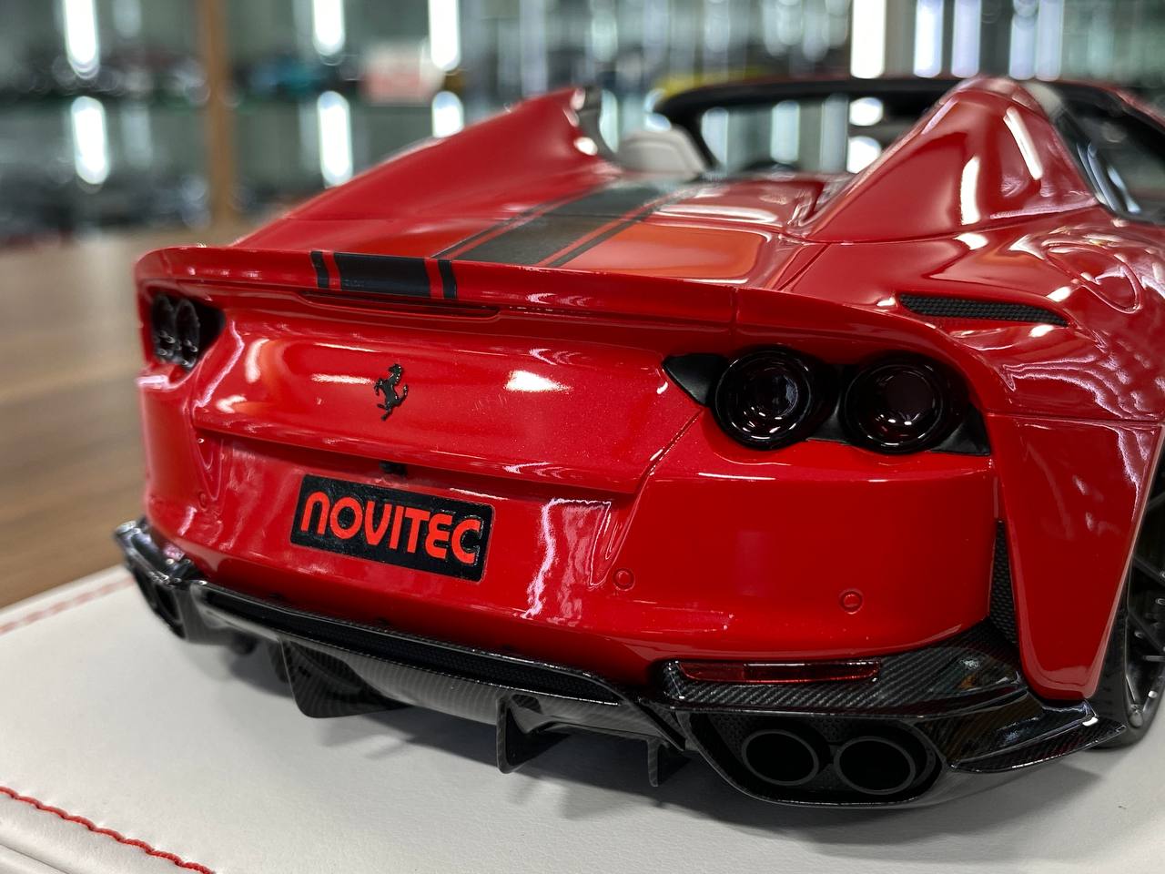 🚨1:18 Resin Model IVY Merit Models Ferrari 812 GTS – Nuova Rosso Corsa / White Interior (Limited 69 pcs)