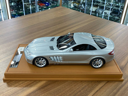 🚨1:18 Resin Model IVY Merit Models Mercedes Benz SLR McLaren – Silver / Silver Rim (Limited 99 pcs)
