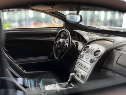 🚨1:18 Resin Model IVY Merit Models Mercedes Benz SLR McLaren – Silver / Silver Rim (Limited 99 pcs)