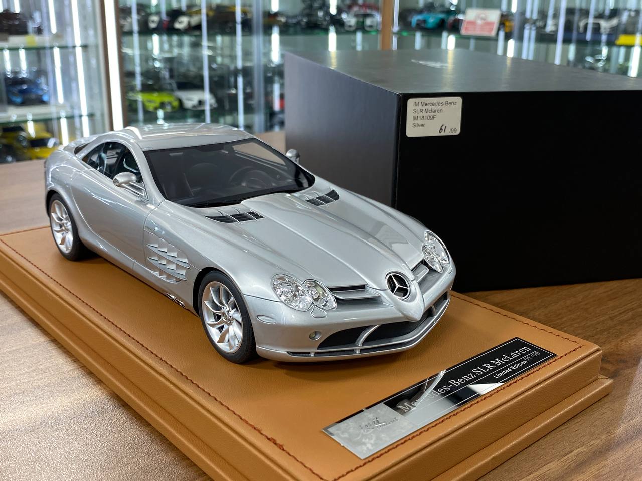 🚨1:18 Resin Model IVY Merit Models Mercedes Benz SLR McLaren – Silver / Silver Rim (Limited 99 pcs)