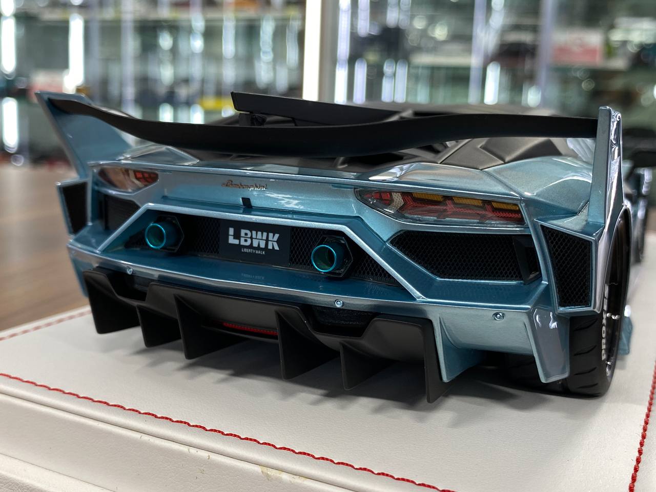 🚨1:18 Resin Model IVY Merit Models Lamborghini AVENTADOR GT EVO LB-Works – Light Blue (Limited 88 pcs)