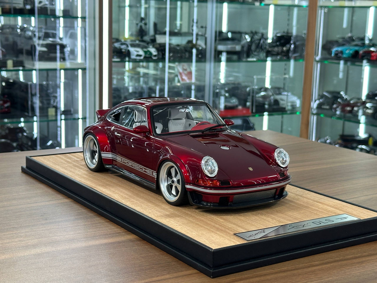 Porsche Singer DLS – Ivy Image Models (Red, 1:12 Resin, Limited 40 pcs)