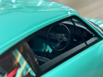 1/12 Resin Porsche 911 RWB Body kit 964 (2015) – GT Spirit (Tiffany, Limited 2000 pcs)