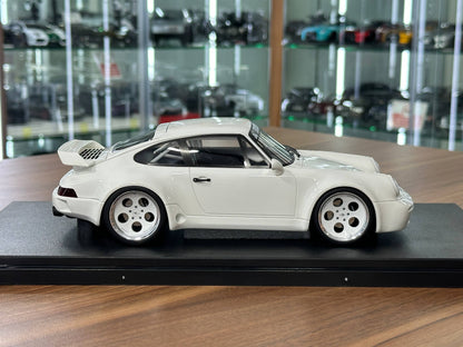 1/18 Resin Porsche 911 (992) Strosek Giga (2024 Edition) – GT Spirit (White, Limited 999 pcs)