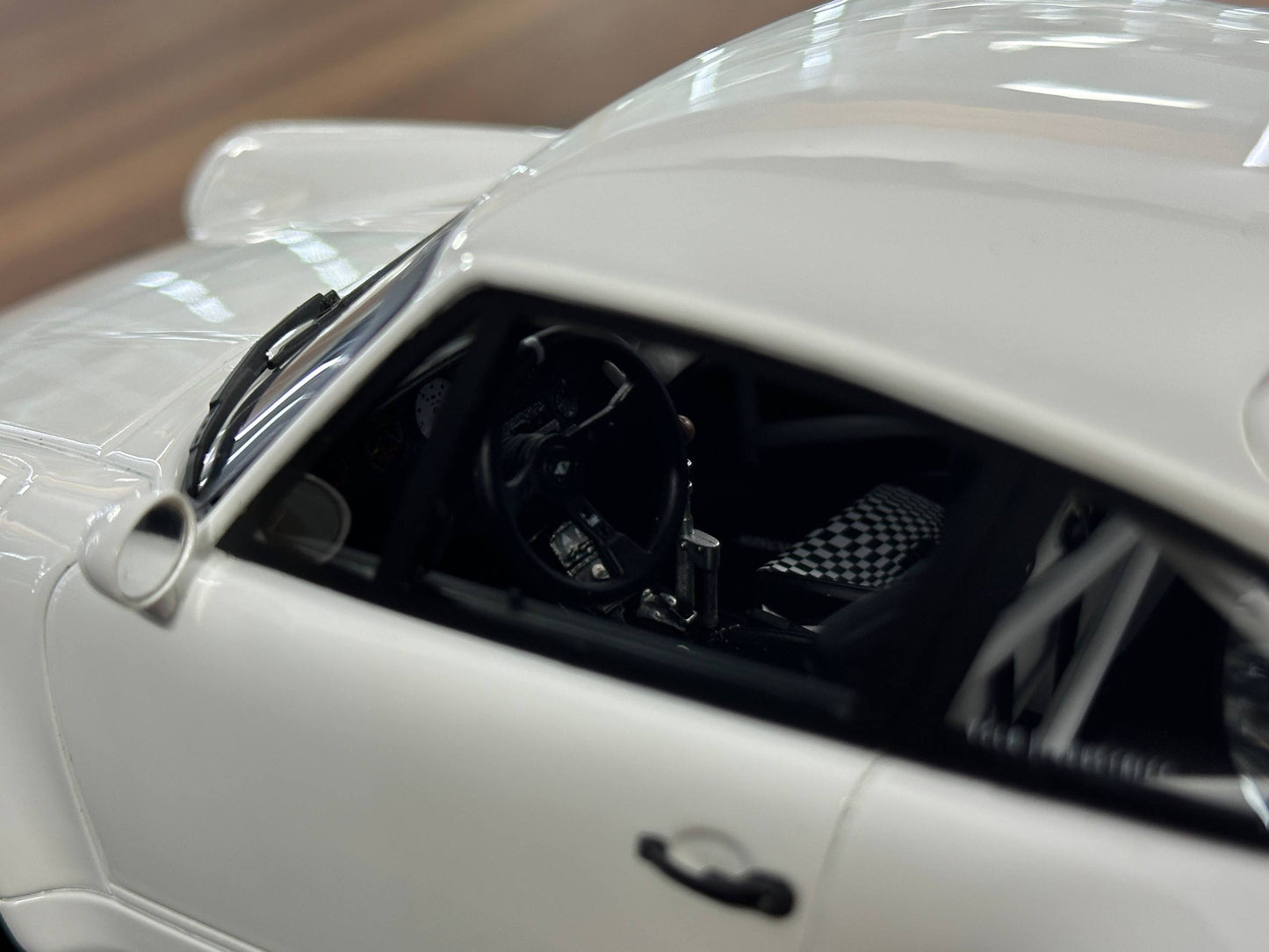 1/18 Resin Porsche 911 (992) Strosek Giga (2024 Edition) – GT Spirit (White, Limited 999 pcs)