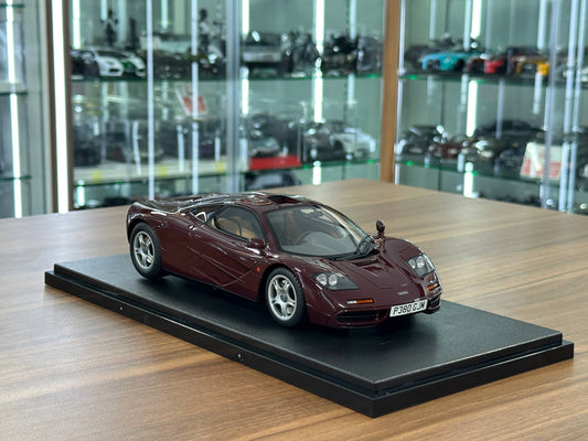 1/18 Resin McLaren F1 (1992) – GT Spirit (Burgundy, Limited 999 pcs)