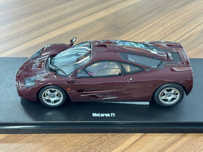 1/18 Resin McLaren F1 (1992) – GT Spirit (Burgundy, Limited 999 pcs)