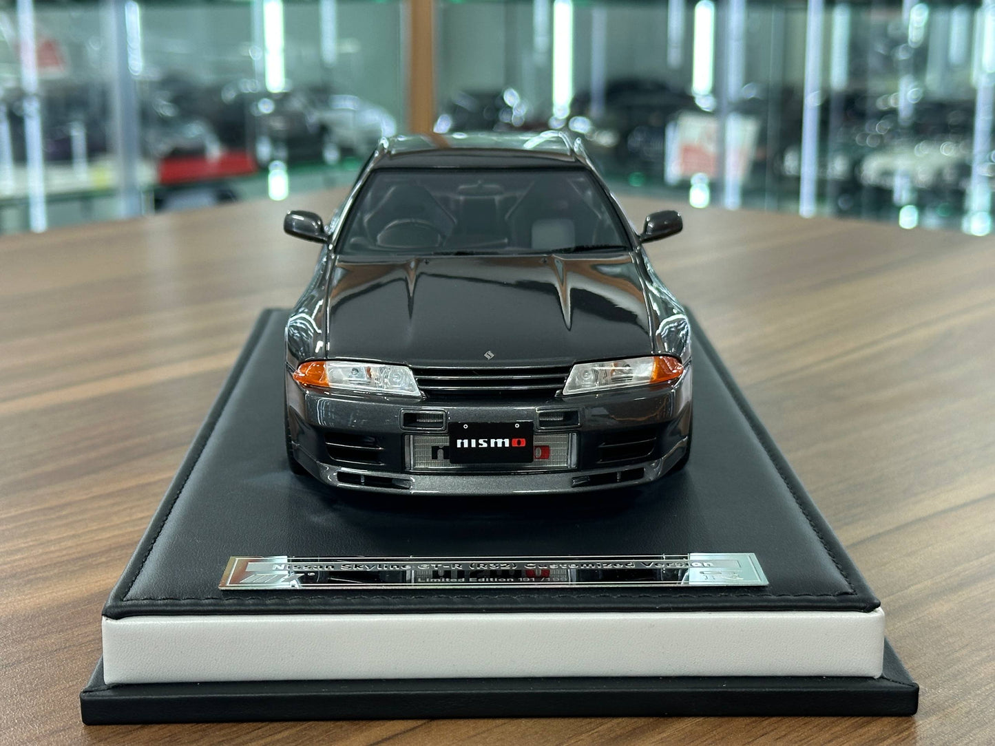 1/18 Resin Nissan Skyline GT-R R32 Nismo Custom Version – Motorhelix (Gun Grey Metallic, Limited 199 pcs)