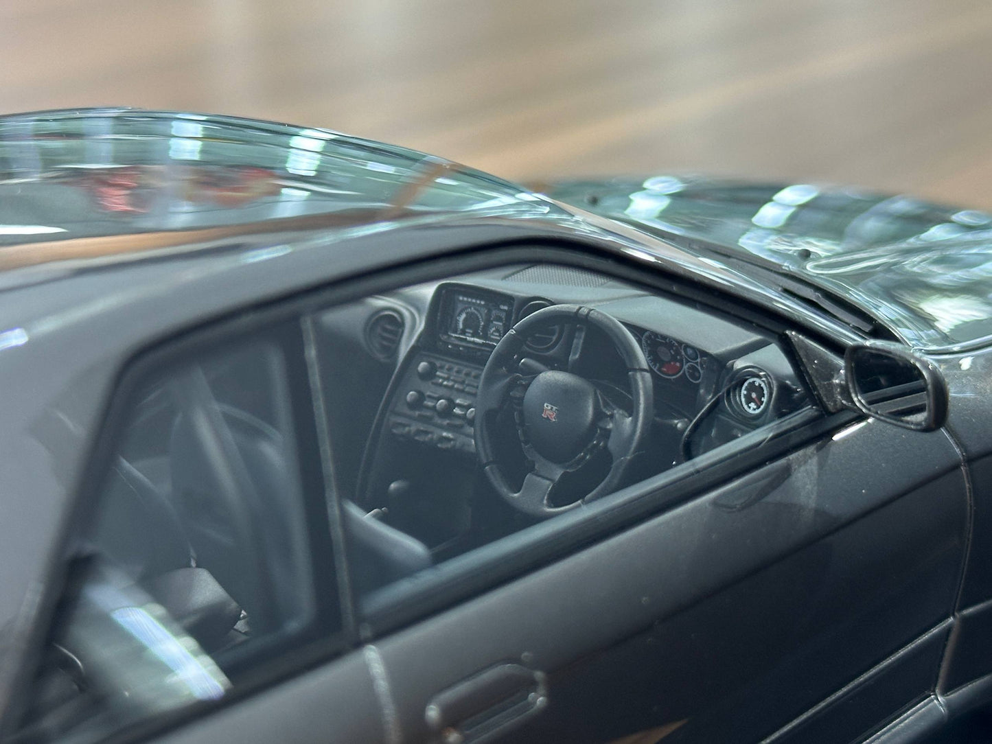 1/18 Resin Nissan Skyline GT-R R32 Nismo Custom Version – Motorhelix (Gun Grey Metallic, Limited 199 pcs)