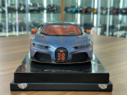 1/18 Resin Bugatti Chiron Super Sport – MR Collection (Zebra Paint, Limited 99 pcs)