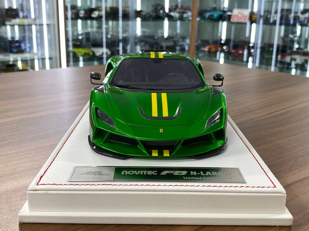 🚨Ferrari F8 N-Largo Novitec – Metallic Green / Gold Stripes - Limited 99 pcs
