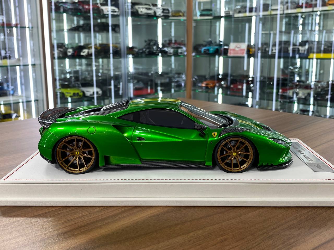 🚨Ferrari F8 N-Largo Novitec – Metallic Green / Gold Stripes - Limited 99 pcs