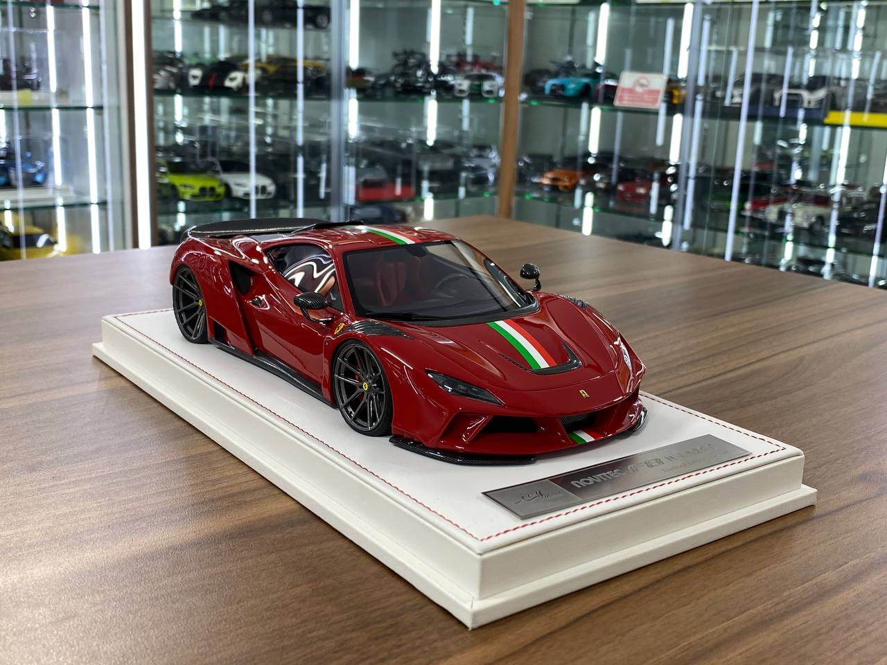 🚨1:18 Resin Ferrari F8 N-Largo Novitec – Rosso Corsa / Italian Stripes - Ivy Merit Models -Ltd. 199 pcs