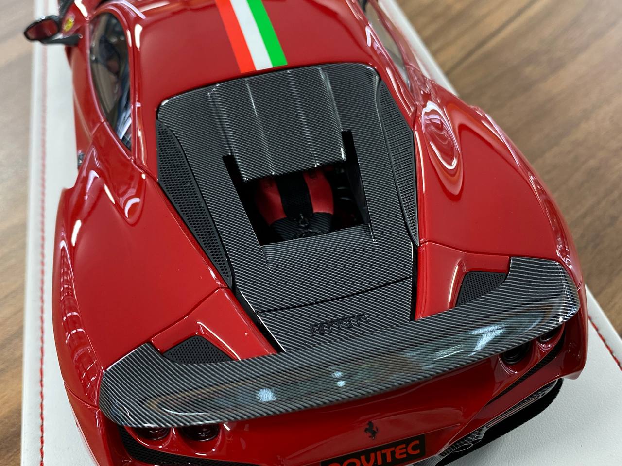 🚨1:18 Resin Ferrari F8 N-Largo Novitec – Rosso Corsa / Italian Stripes - Ivy Merit Models -Ltd. 199 pcs
