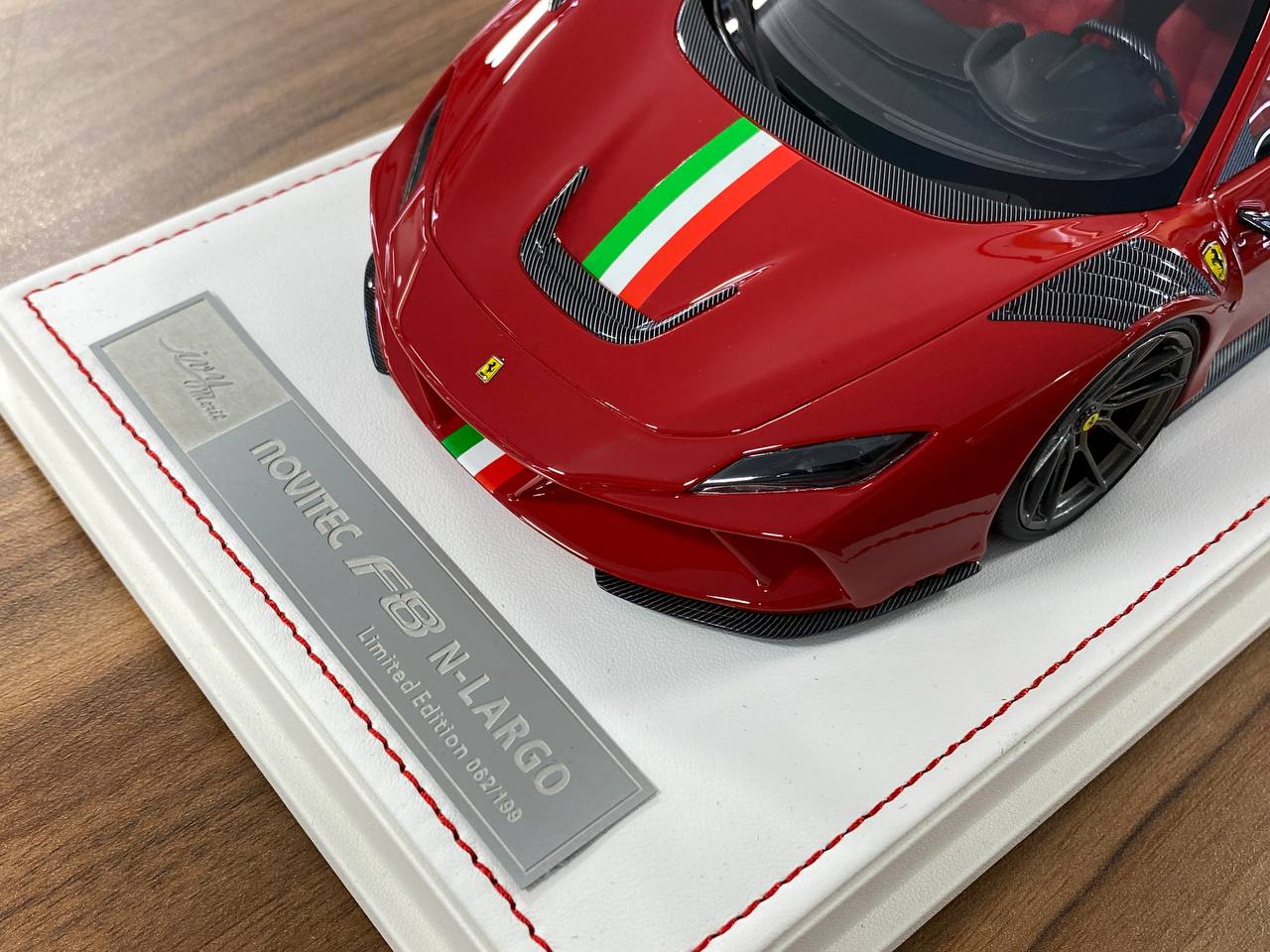 🚨1:18 Resin Ferrari F8 N-Largo Novitec – Rosso Corsa / Italian Stripes - Ivy Merit Models -Ltd. 199 pcs