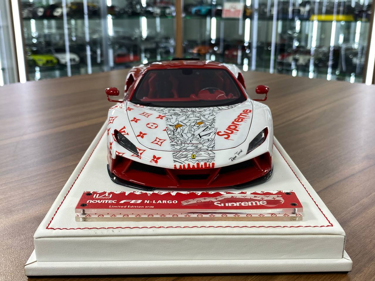 🚨1/18 Resin 1/18 Resin Ferrari F8 N-Largo Novitec – LV Supreme White / Black - IVY Merit Models - Limited to 30 pcs