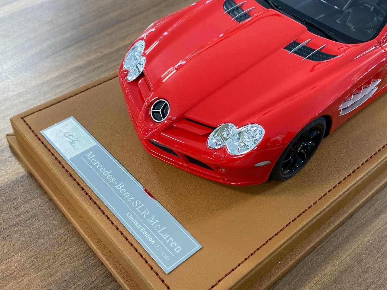 🚨1/18 Resin Mercedes Benz SLR McLaren – Red / Black Rim - IVY Merit Models - Limited 99 pcs