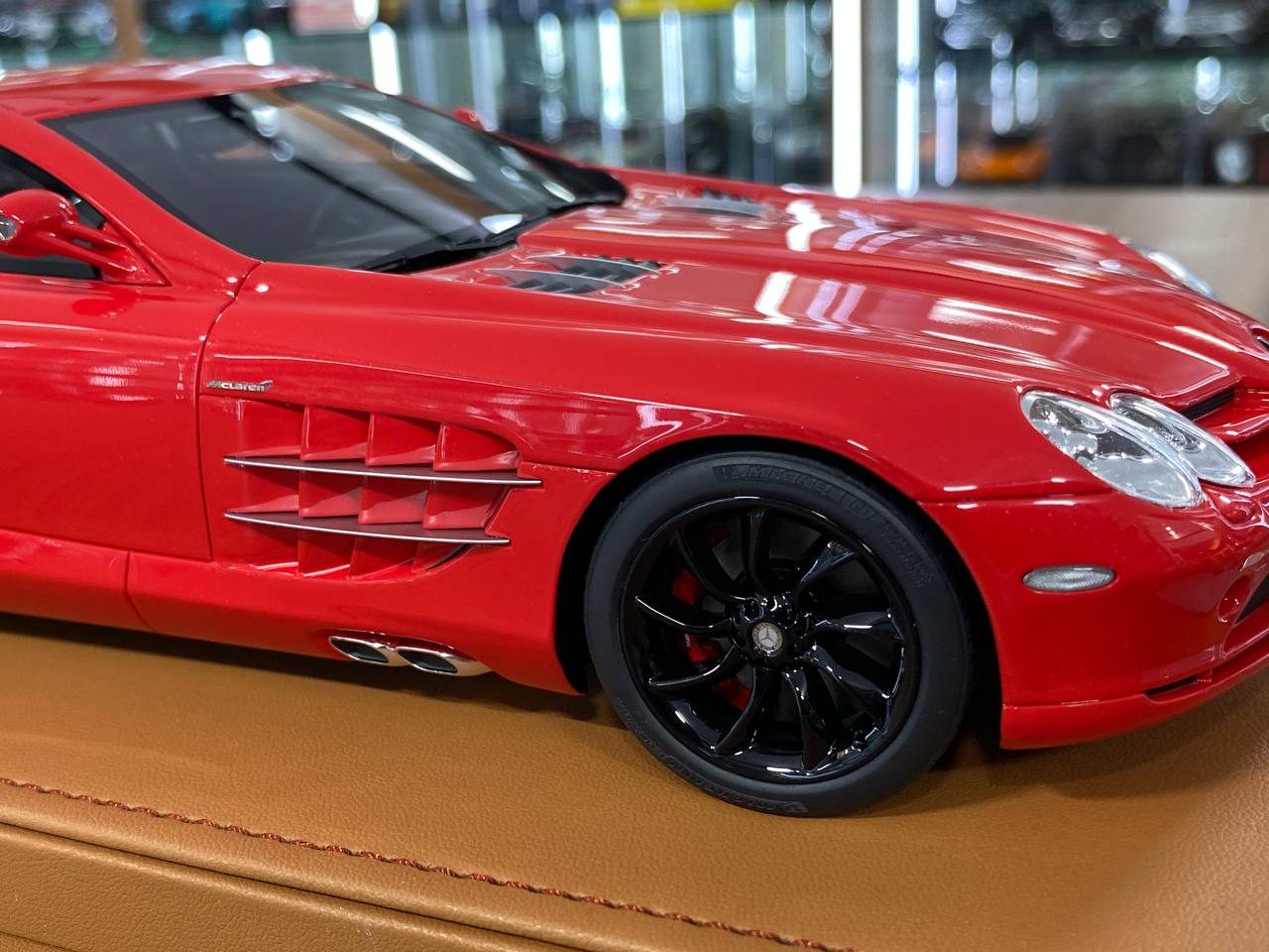 🚨1/18 Resin Mercedes Benz SLR McLaren – Red / Black Rim - IVY Merit Models - Limited 99 pcs