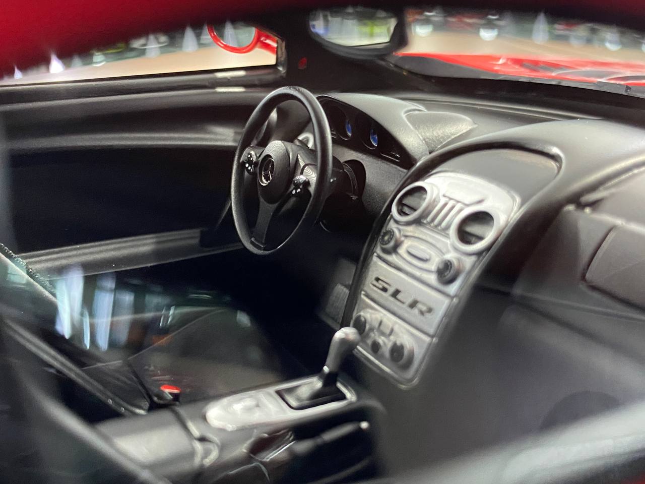 🚨1/18 Resin Mercedes Benz SLR McLaren – Red / Black Rim - IVY Merit Models - Limited 99 pcs